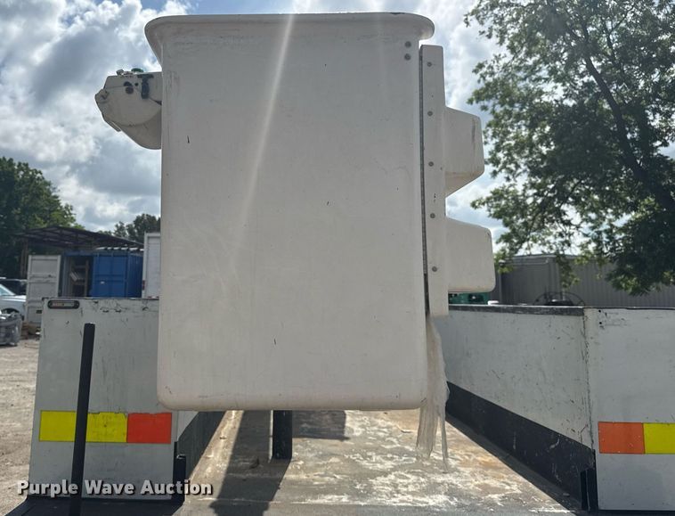 image for item DS3777 2012 Dodge Ram 4500 bucket truck