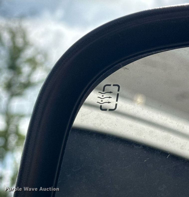 image for item DS3777 2012 Dodge Ram 4500 bucket truck