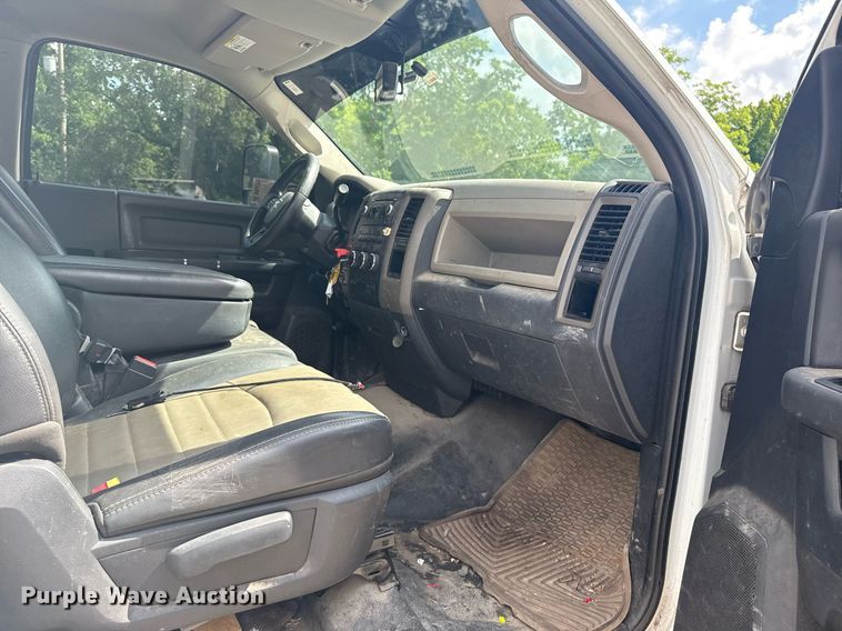 image for item DS3777 2012 Dodge Ram 4500 bucket truck