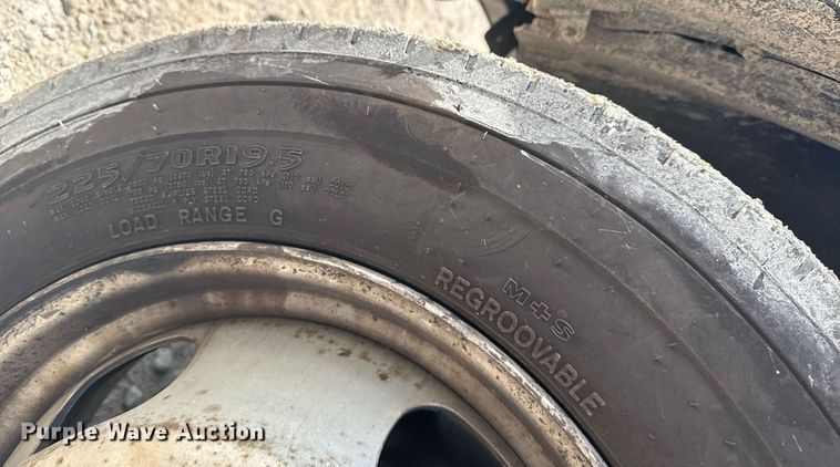 image for item DS3777 2012 Dodge Ram 4500 bucket truck