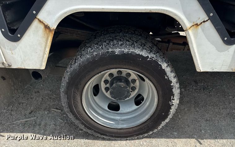 image for item DS3777 2012 Dodge Ram 4500 bucket truck