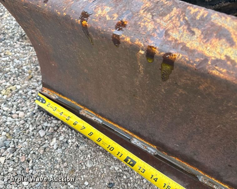 image for item DS3780 1996 Case 560 trencher