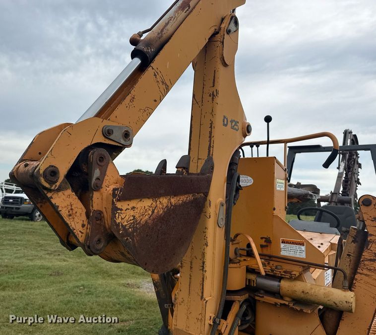 image for item DS3780 1996 Case 560 trencher