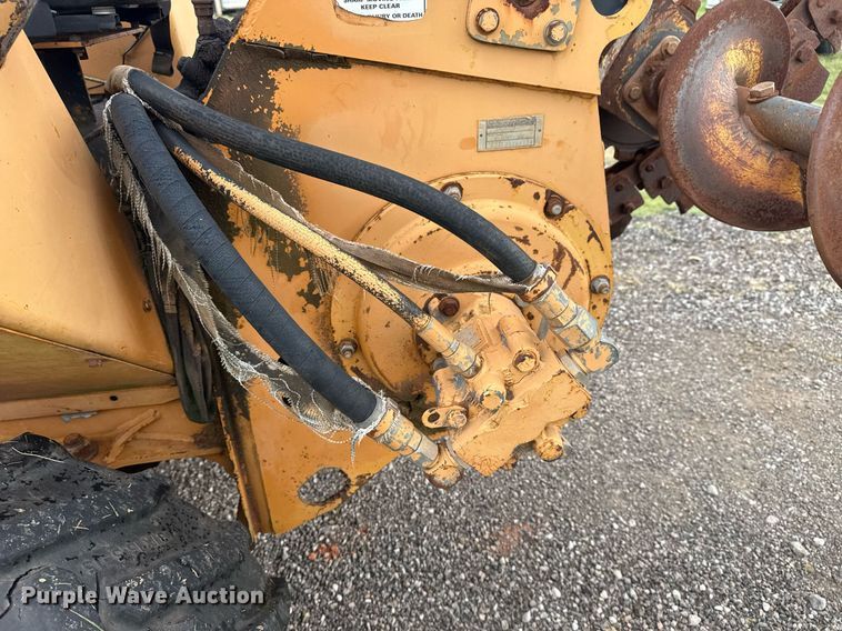 image for item DS3780 1996 Case 560 trencher