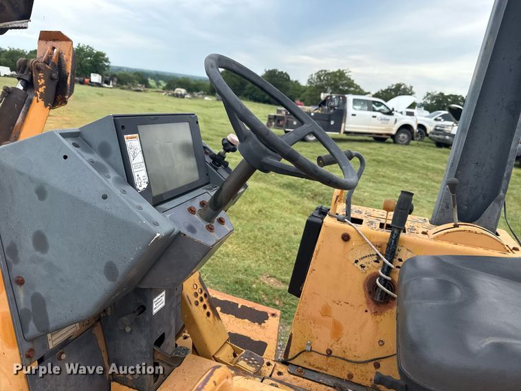 image for item DS3780 1996 Case 560 trencher