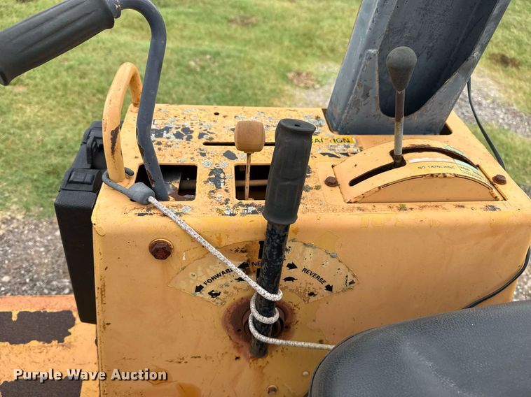 image for item DS3780 1996 Case 560 trencher