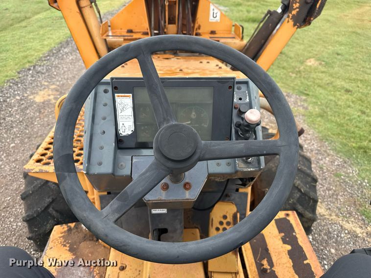 image for item DS3780 1996 Case 560 trencher