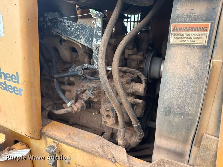 image for item DS3780 1996 Case 560 trencher