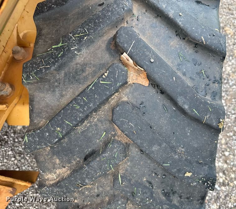 image for item DS3780 1996 Case 560 trencher