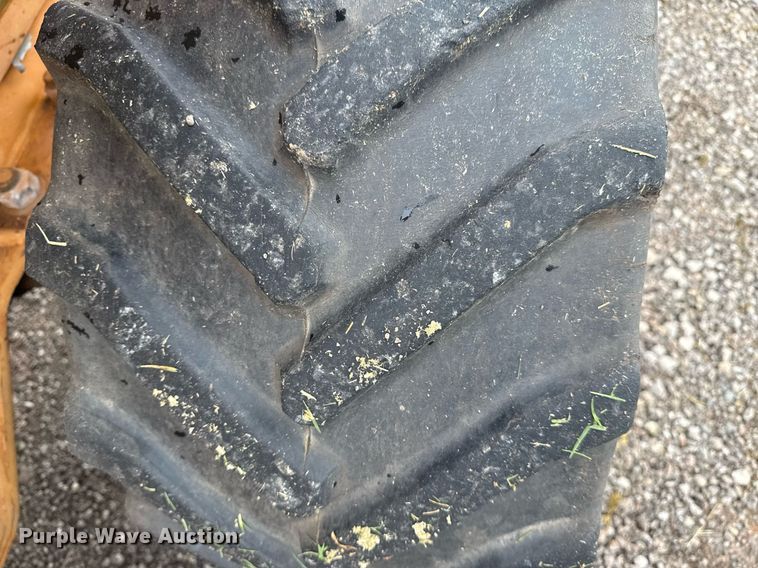 image for item DS3780 1996 Case 560 trencher