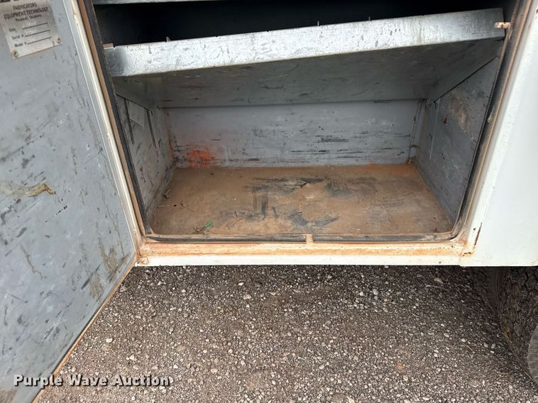 image for item DS3781 2006 Ford F550  bucket truck