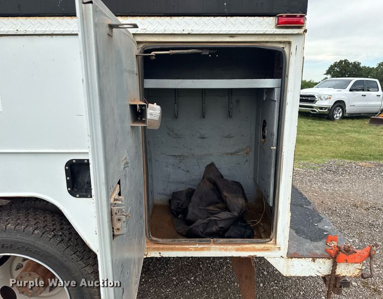 image for item DS3781 2006 Ford F550  bucket truck