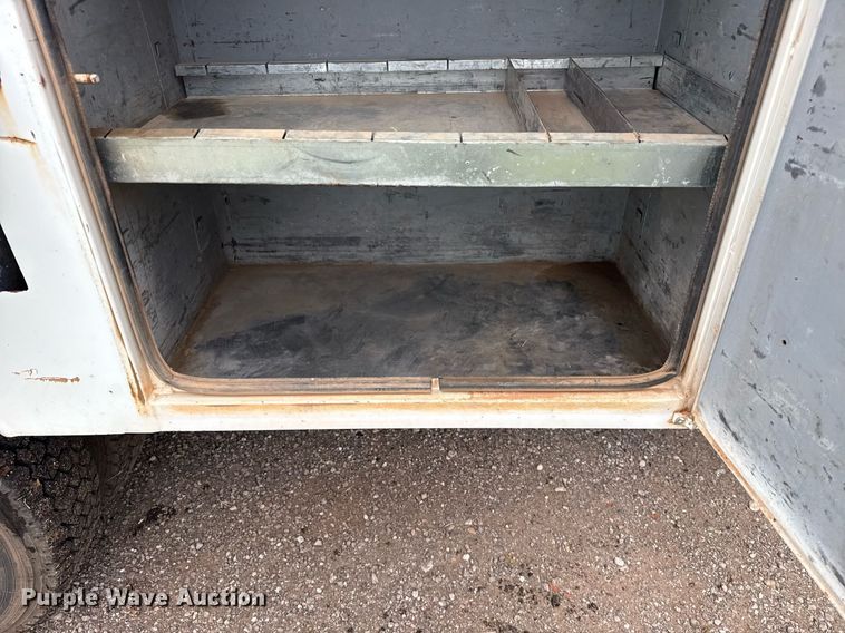 image for item DS3781 2006 Ford F550  bucket truck