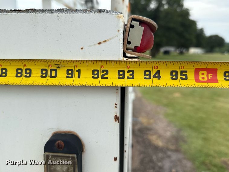 image for item DS3781 2006 Ford F550  bucket truck