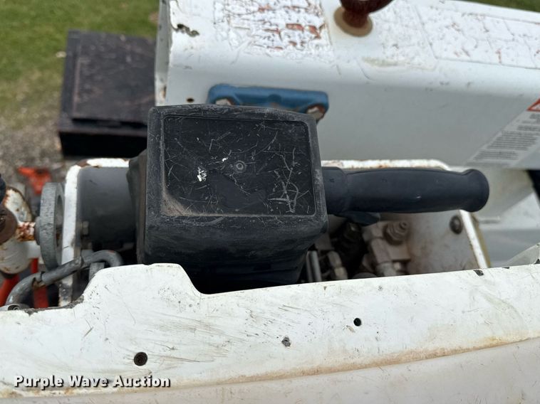 image for item DS3781 2006 Ford F550  bucket truck