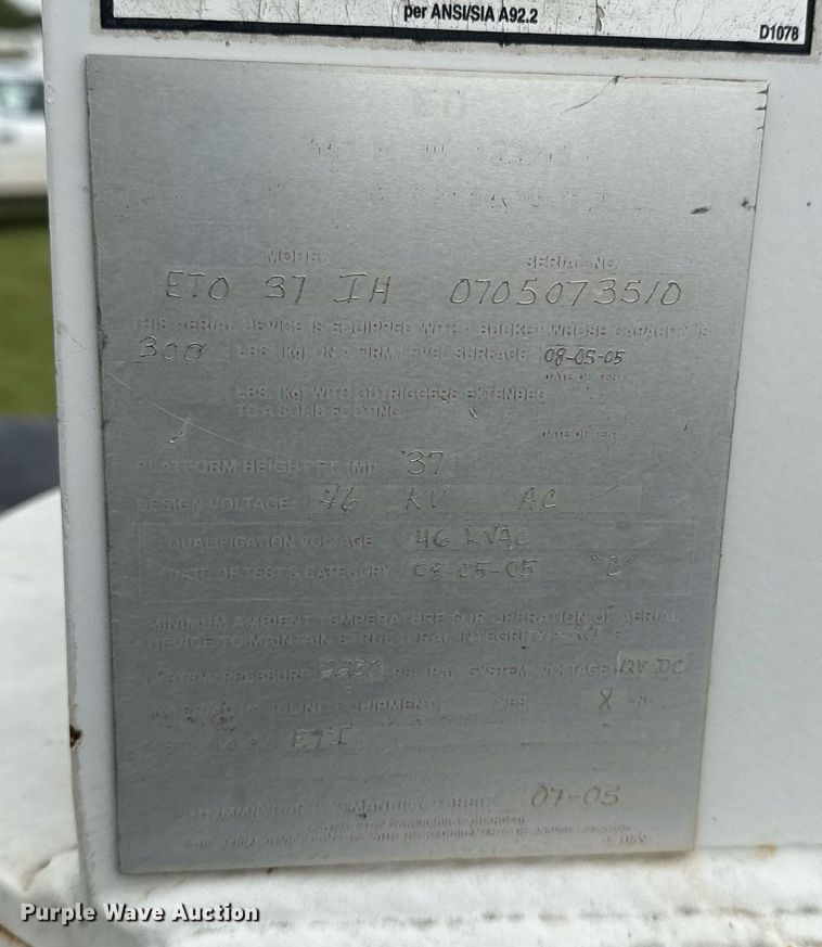 image for item DS3781 2006 Ford F550  bucket truck