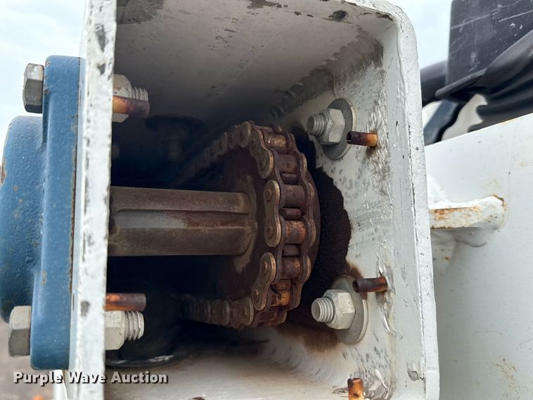 image for item DS3781 2006 Ford F550  bucket truck