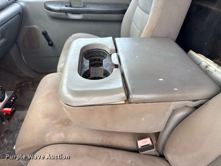 image for item DS3781 2006 Ford F550  bucket truck