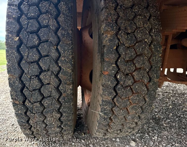 image for item DS3781 2006 Ford F550  bucket truck