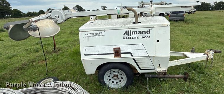image for item DS3790 Allmand Maxi-Lite 20330 light plant