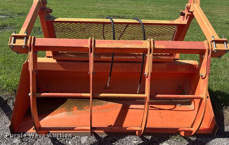 image for item DS3816 Kubota M9248 skid steer grapple bucket