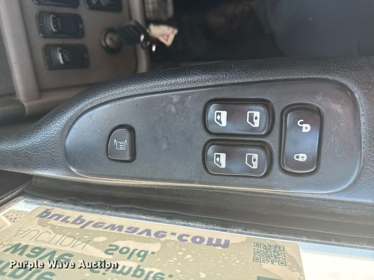 image for item DS3819 2013 Peterbilt 388 vacuum truck