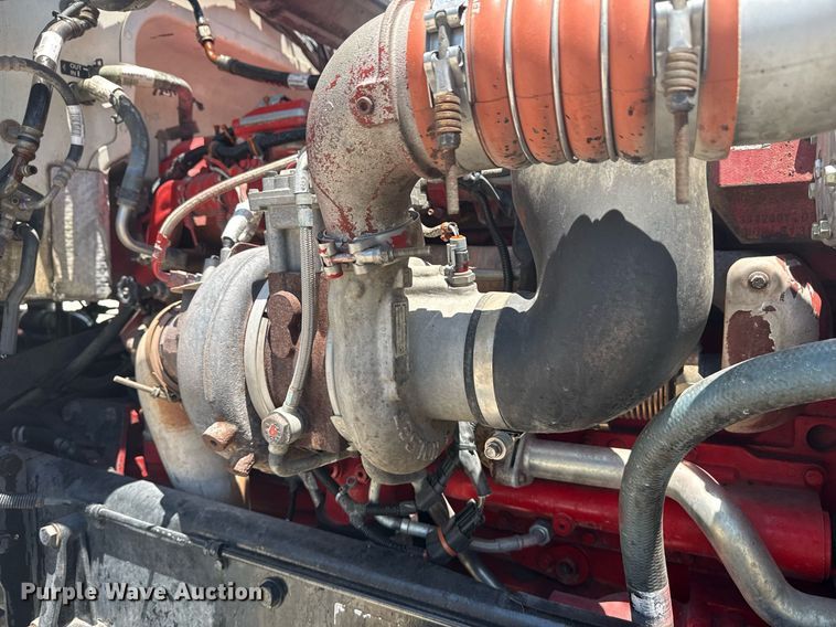 image for item DS3819 2013 Peterbilt 388 vacuum truck