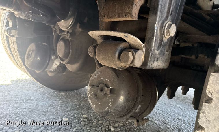 image for item DS3819 2013 Peterbilt 388 vacuum truck