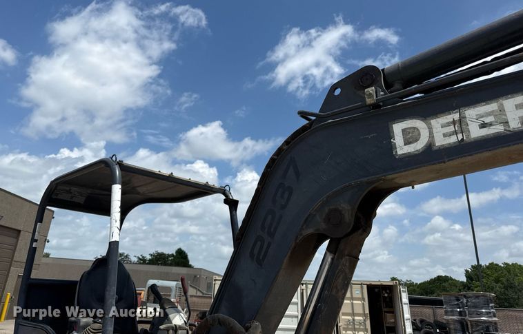 image for item DS4375 2013 John Deere 35D mini excavator