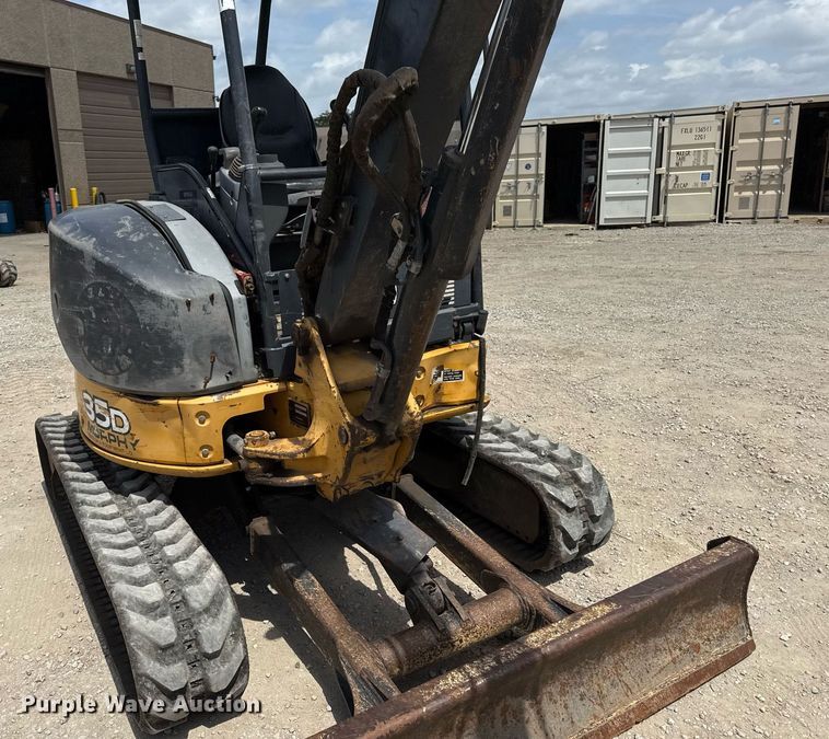 image for item DS4375 2013 John Deere 35D mini excavator