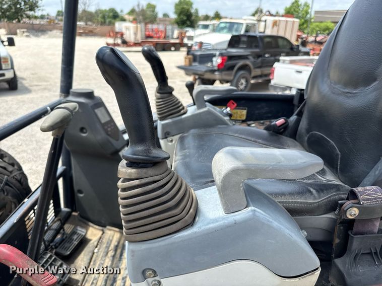 image for item DS4375 2013 John Deere 35D mini excavator