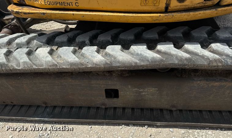 image for item DS4375 2013 John Deere 35D mini excavator