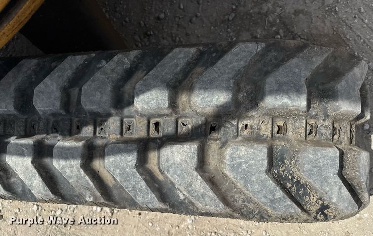 image for item DS4375 2013 John Deere 35D mini excavator