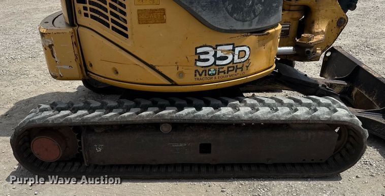 image for item DS4375 2013 John Deere 35D mini excavator