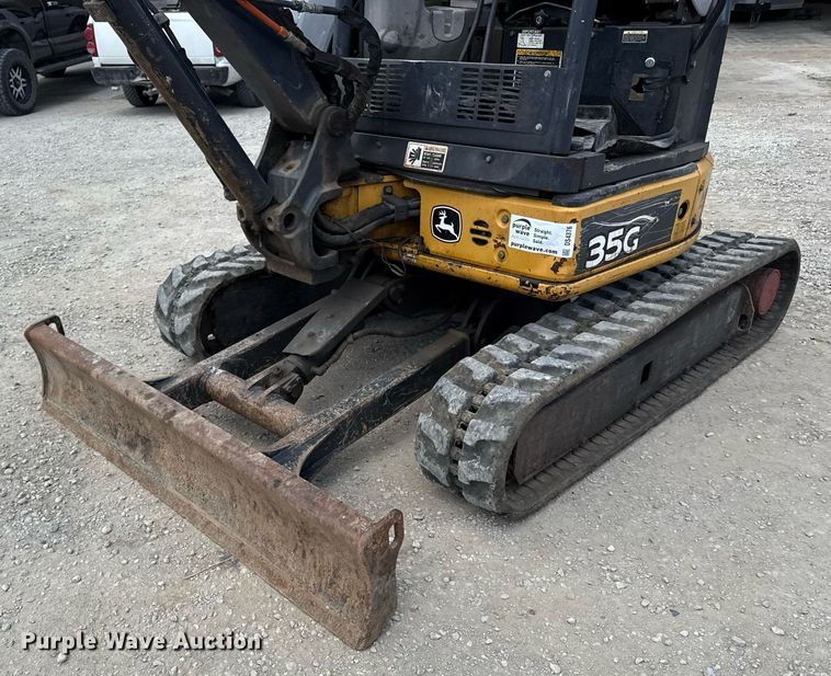 image for item DS4376 2016 John Deere 35G mini excavator
