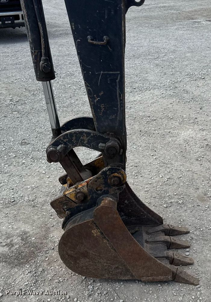 image for item DS4376 2016 John Deere 35G mini excavator