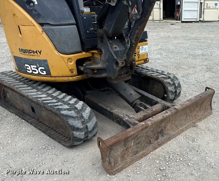 image for item DS4376 2016 John Deere 35G mini excavator