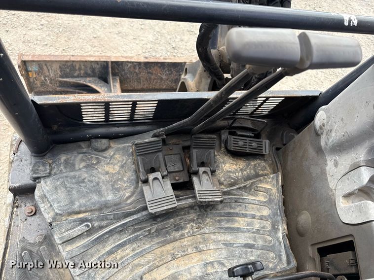 image for item DS4376 2016 John Deere 35G mini excavator