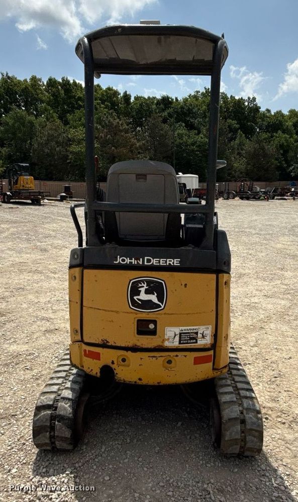 image for item DS4377 2012 John Deere 17D mini excavator