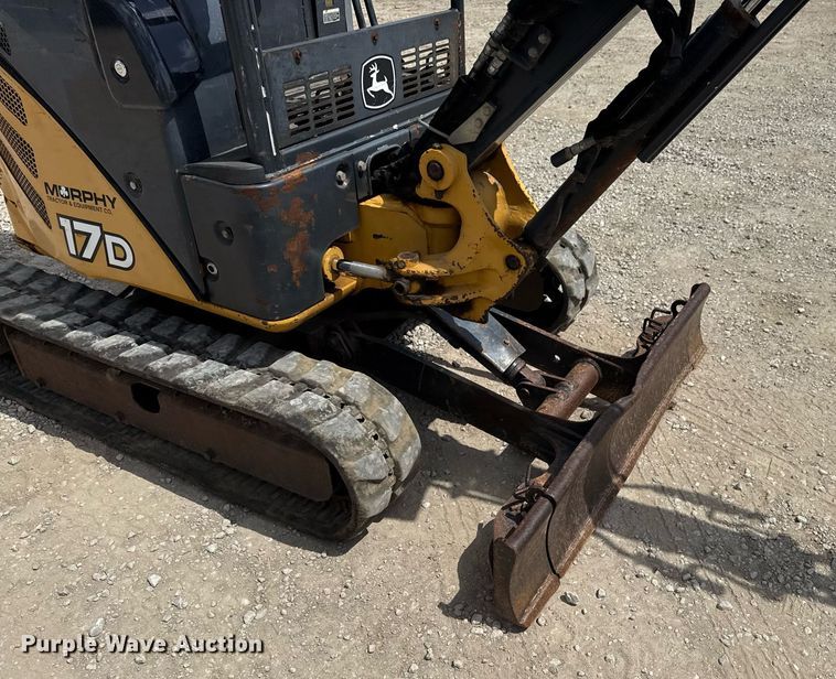 image for item DS4377 2012 John Deere 17D mini excavator