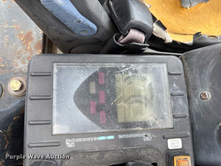 image for item DS4377 2012 John Deere 17D mini excavator