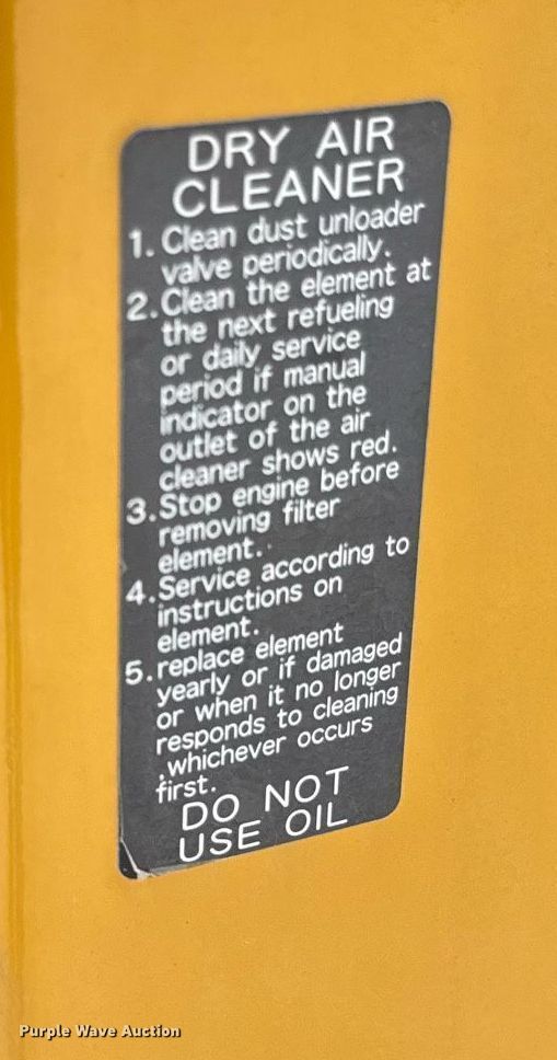 image for item DS4377 2012 John Deere 17D mini excavator