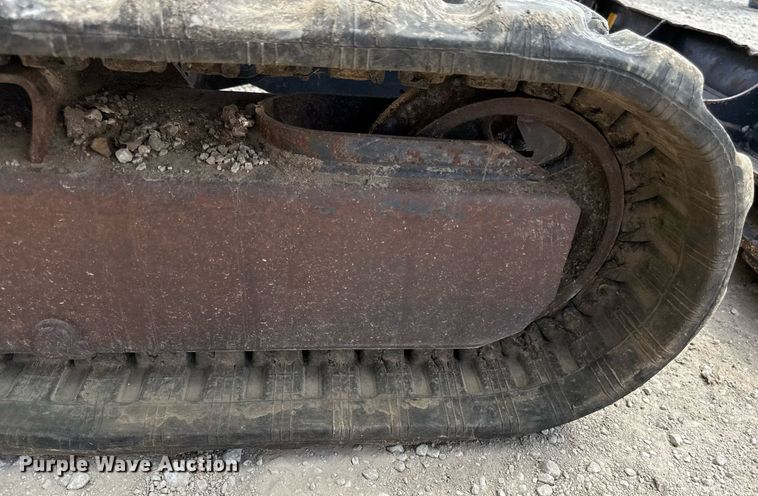 image for item DS4377 2012 John Deere 17D mini excavator