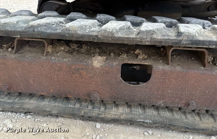 image for item DS4377 2012 John Deere 17D mini excavator