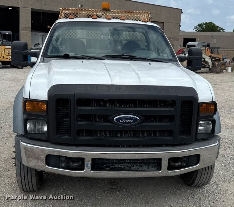 image for item DS4379 2008 Ford F550 utility / service truck