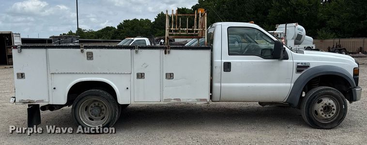 image for item DS4379 2008 Ford F550 utility / service truck