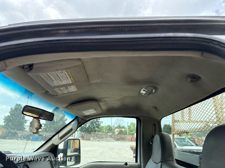 image for item DS4379 2008 Ford F550 utility / service truck