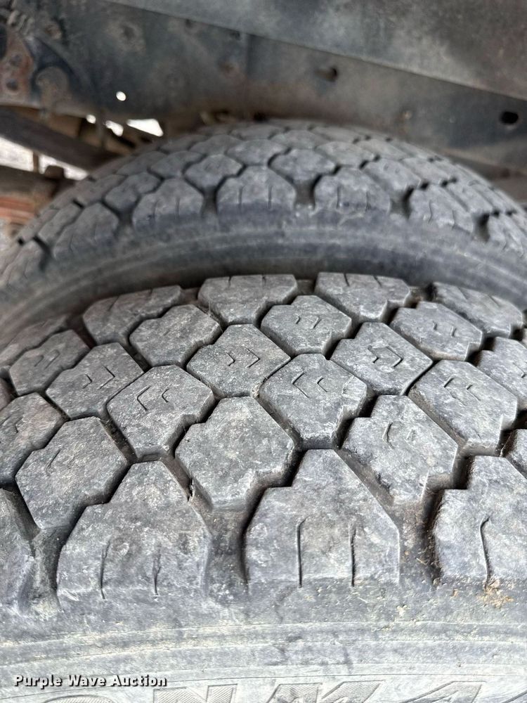 image for item DS4379 2008 Ford F550 utility / service truck