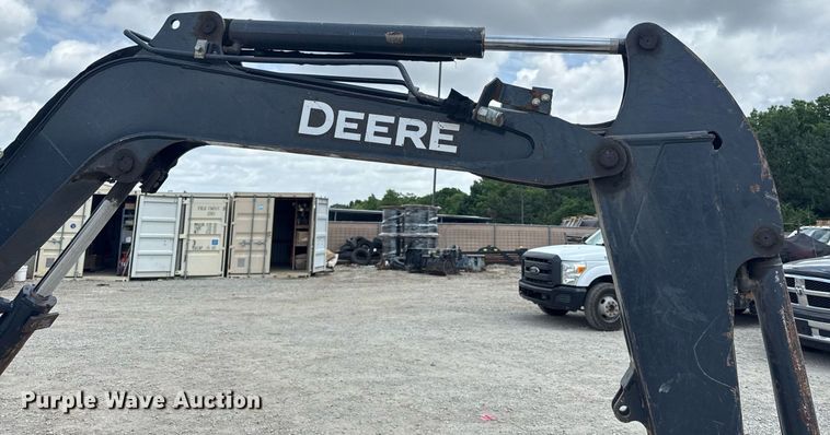 image for item DS4380 2016 John Deere 35G mini excavator