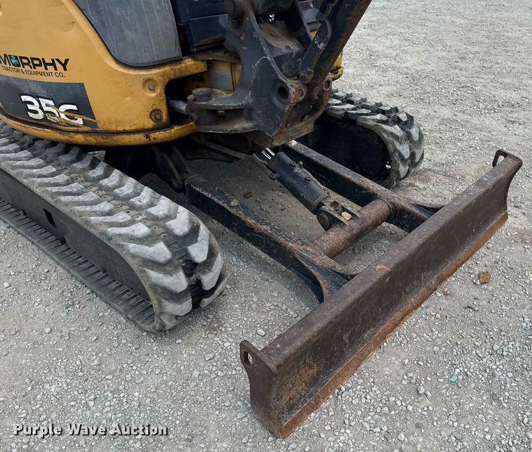 image for item DS4380 2016 John Deere 35G mini excavator